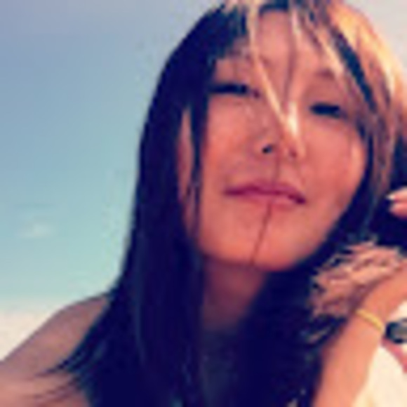 Meet your Posher, Chloe - Picture 1 of 1